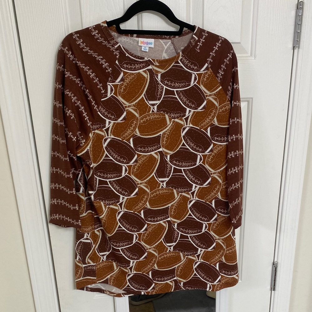 NWT - LulaRoe Randy Unisex baseball style Top (XL)